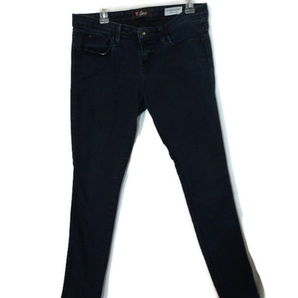 Guess low rise Jeggings with Maxine Fit size 32